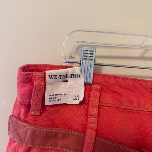 NWT FREE PEOPLE WATERFALLS BAGGY WIDE LEG DENIM JEANS - SIZE 29 - Picture 9 of 11